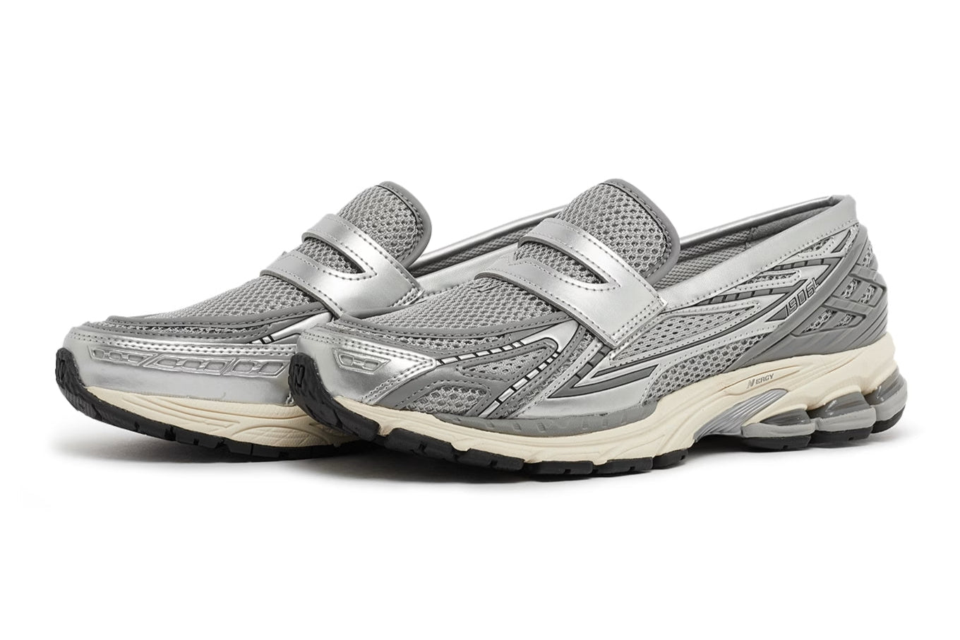 New Balance 1906L "Metallic Silver"