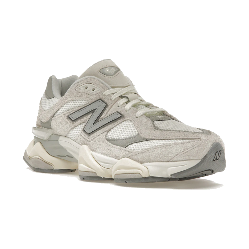 New Balance 9060 Moonbeam Sea Salt